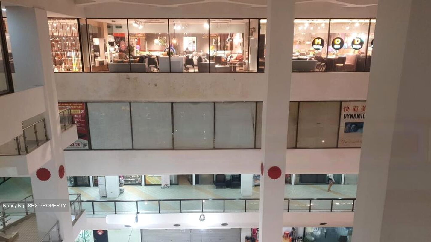 Upper Serangoon Shopping Centre (D19), Retail #516181231